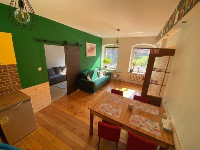 Apartment Pod Papugami